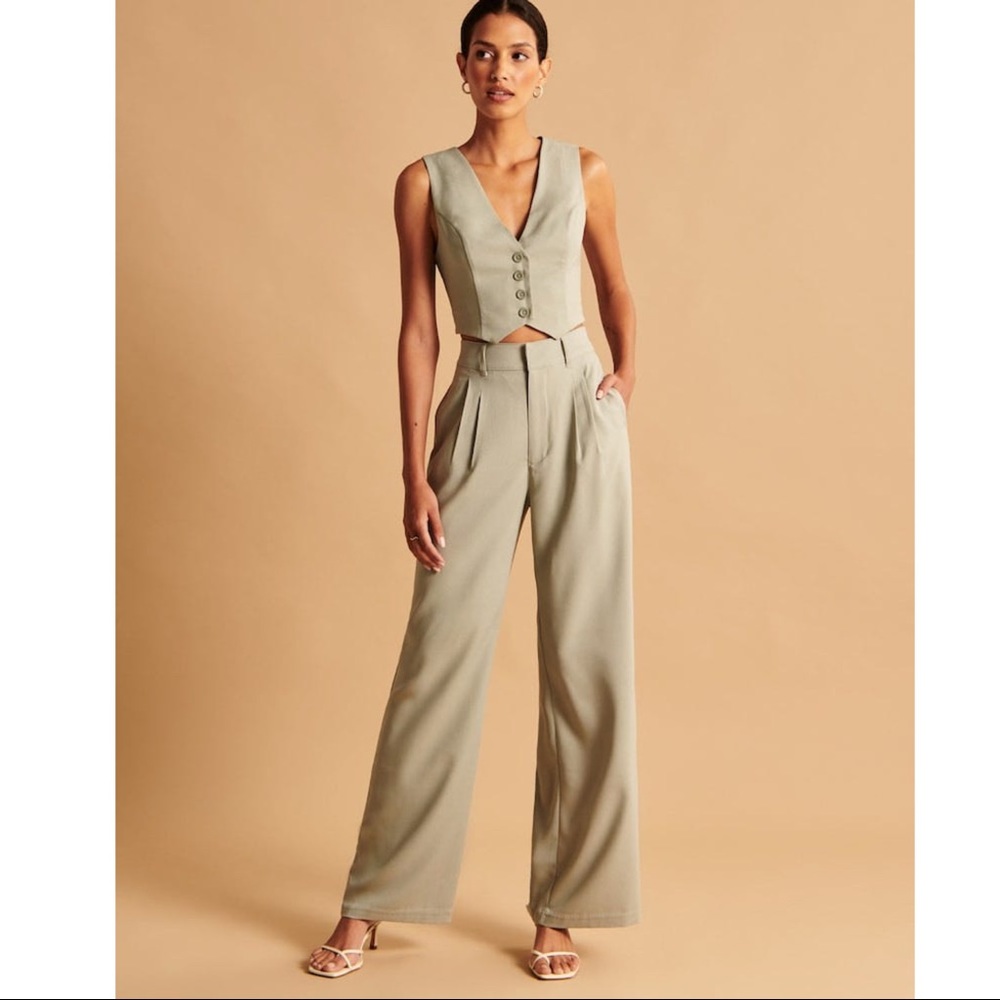 NWT Abercrombie & Fitch Elevated Wide Leg Pants - Black Small Short